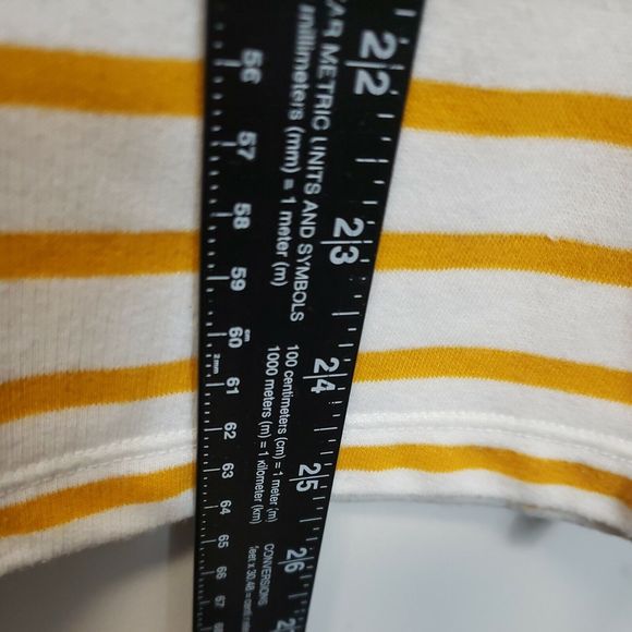 Old Navy Womens TOP Size MYellow/White Striped with Ruffles Short Sleeve - Picture 4 of 6